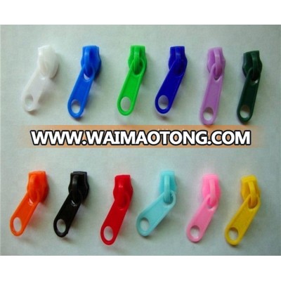 wholesale custom design nylon zipper puller